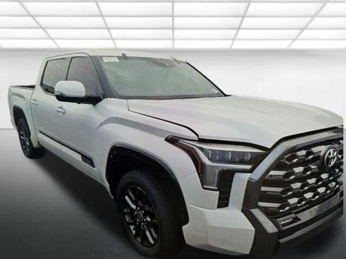 2022 Toyota Tundra Platinum