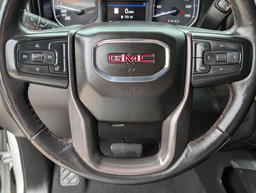 Summit White 2019 GMC Sierra 1500 AT4