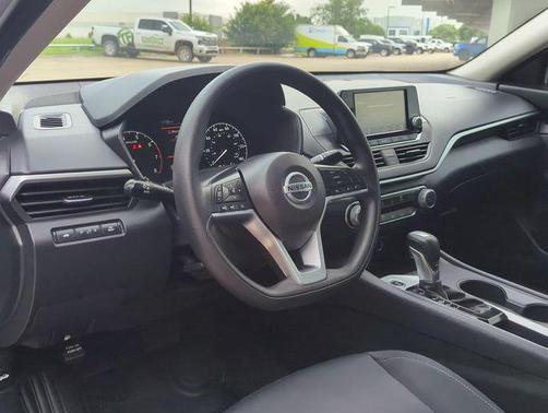 2021 Nissan Altima S FWD