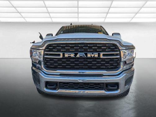 2022 RAM 2500 Big Horn Crew Cab 4x4 6'4' Box