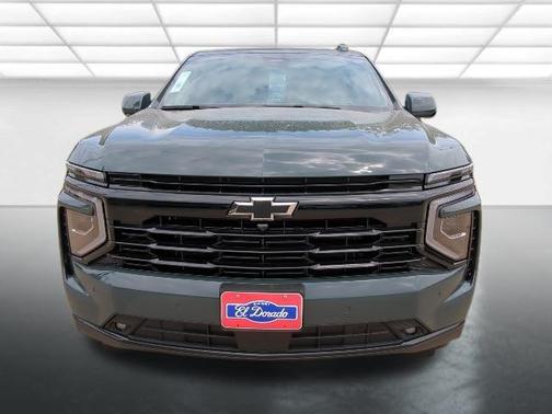 2025 Chevrolet Suburban RST