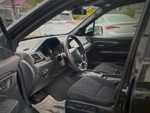 2022 Honda Pilot AWD Sport