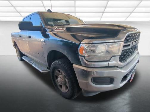 2022 RAM 2500 Big Horn Crew Cab 4x4 6'4' Box