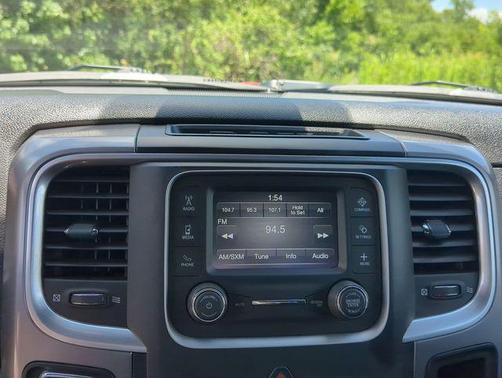 2024 RAM 1500 Classic Warlock Crew Cab 4x2 5'7' Box