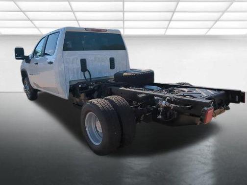 2026 Chevrolet Silverado 3500 WT