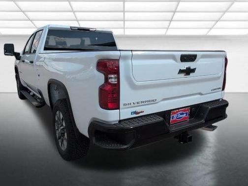 2026 Chevrolet Silverado 2500 Custom