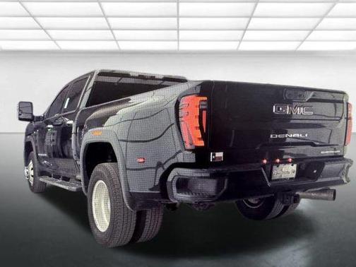 2024 GMC Sierra 3500 Denali