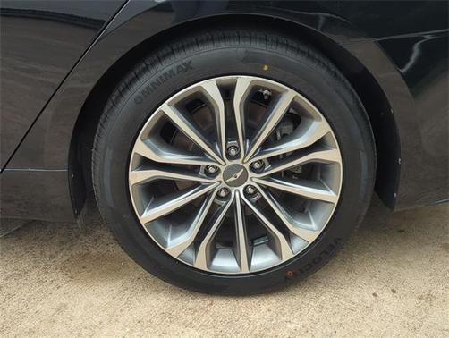 2016 Hyundai Genesis 3.8