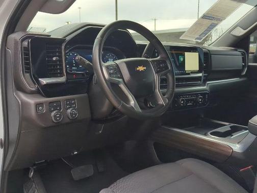 2024 Chevrolet Silverado 3500 LT