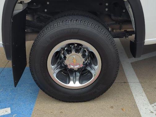 2024 Chevrolet Silverado 3500 LT