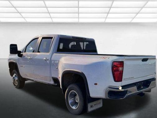 2024 Chevrolet Silverado 3500 LT