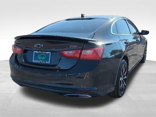 2022 Chevrolet Malibu FWD RS