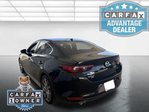 Jet Black Mica 2022 Mazda Mazda3 AWD w/Premium Package
