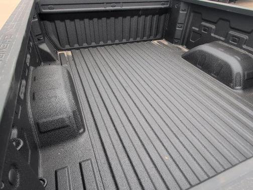 Summit White 2026 Chevrolet Silverado 1500 WT