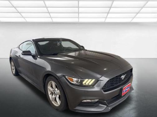 2017 Ford Mustang V6