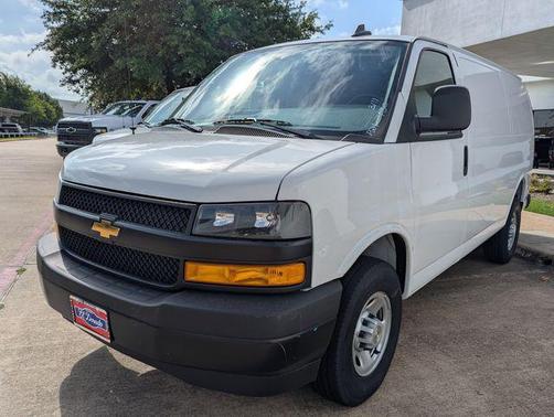 2025 Chevrolet Express 2500 RWD 2500 Regular Wheelbase WT