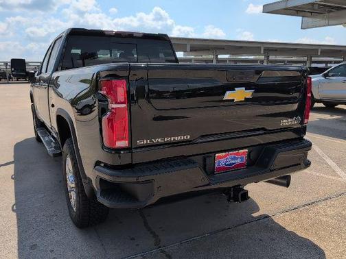 2025 Chevrolet Silverado 2500 High Country