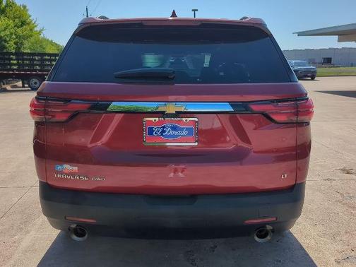 2023 Chevrolet Traverse LT Leather