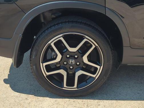 2023 Honda Passport AWD Elite