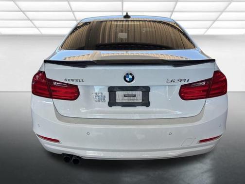 2015 BMW 328 328i