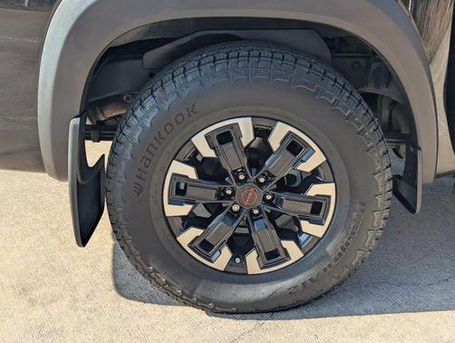 2024 Nissan Frontier PRO-X