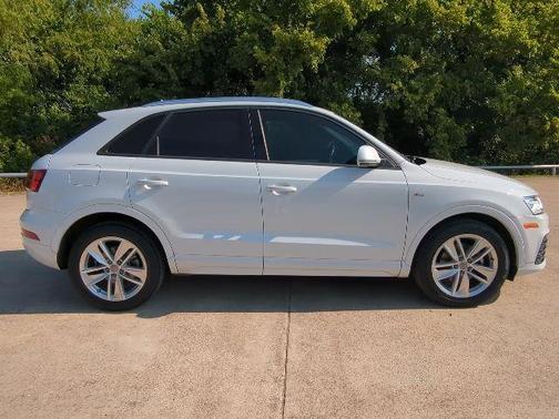 2018 Audi Q3 2.0T Premium
