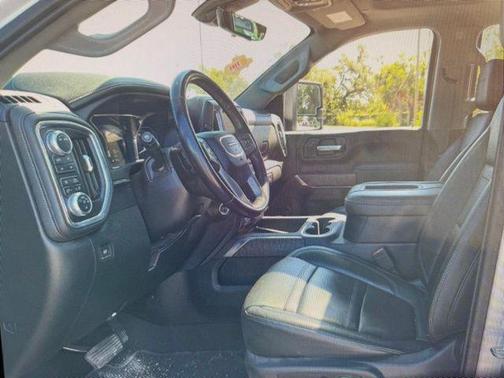 2022 GMC Sierra 2500 Denali