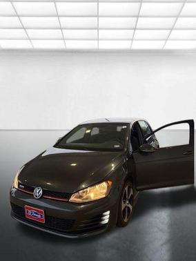 2017 Volkswagen Golf GTI 2.0T S 4-Door