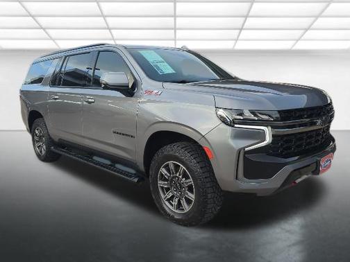 2022 Chevrolet Suburban 4WD Z71