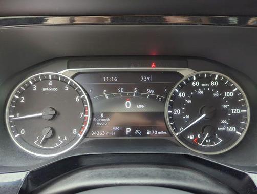 2022 Nissan Pathfinder SL 4WD