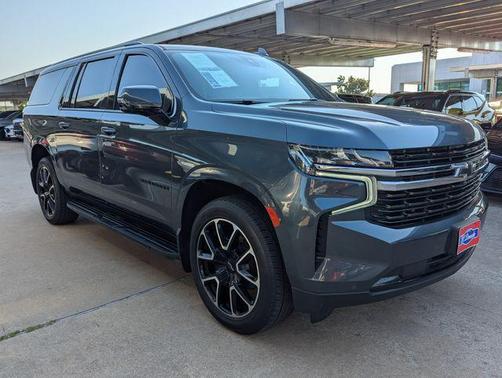 2021 Chevrolet Suburban RST