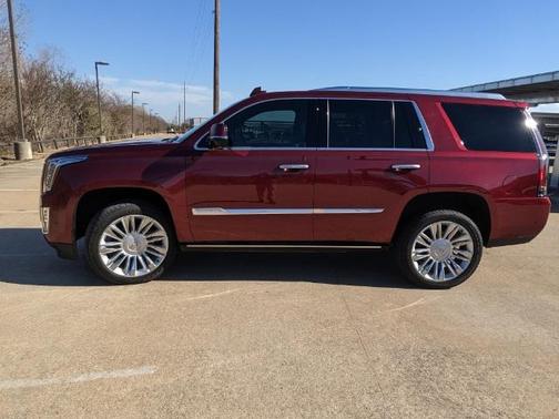 2019 Cadillac Escalade Platinum