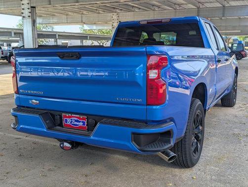 2025 Chevrolet Silverado 1500 Custom