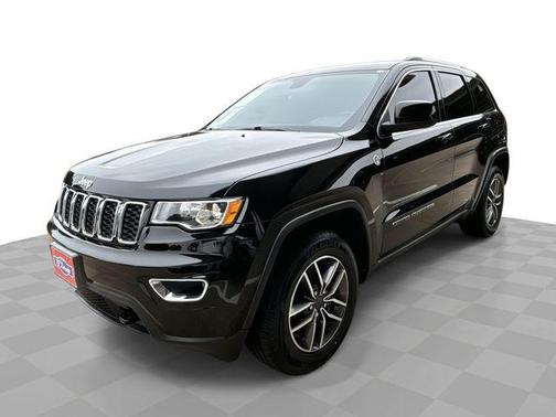 2020 Jeep Grand Cherokee Laredo