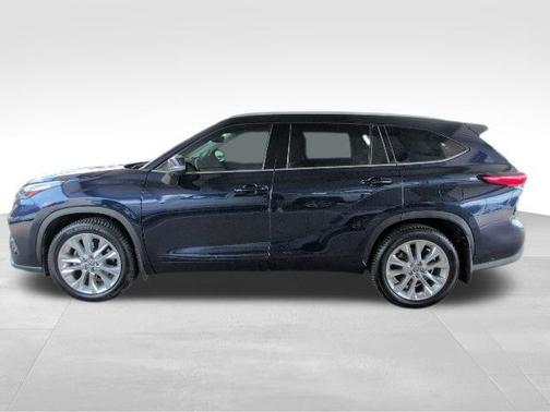 2022 Toyota Highlander Limited