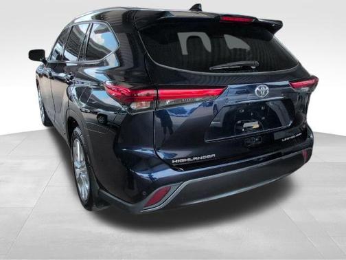 2022 Toyota Highlander Limited