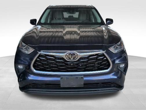 2022 Toyota Highlander Limited