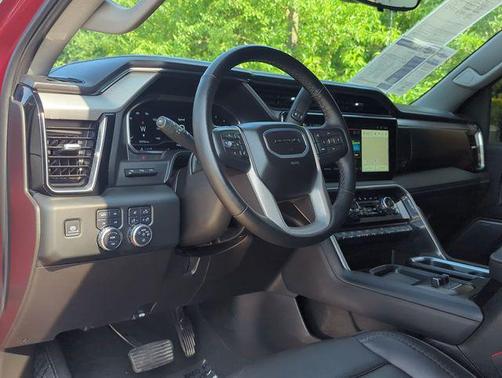 2024 GMC Sierra 2500 Denali