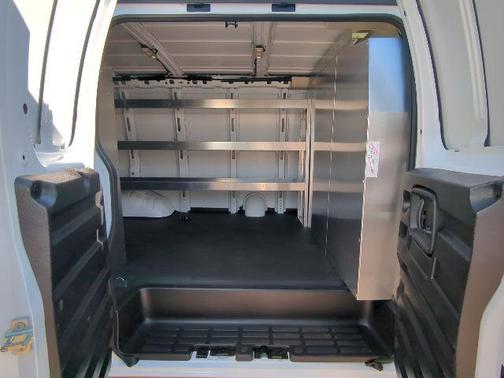2025 Chevrolet Express 2500 RWD 2500 Regular Wheelbase WT
