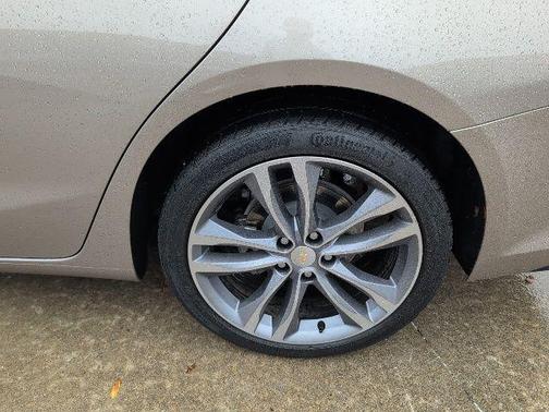 2023 Chevrolet Malibu FWD 2LT