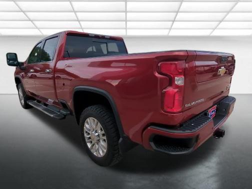 2022 Chevrolet Silverado 2500 High Country