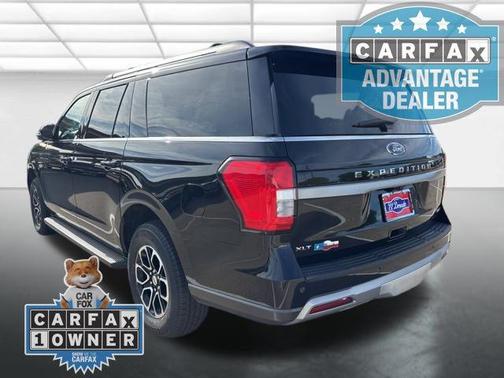 Agate Black Metallic 2024 Ford Expedition Max XLT