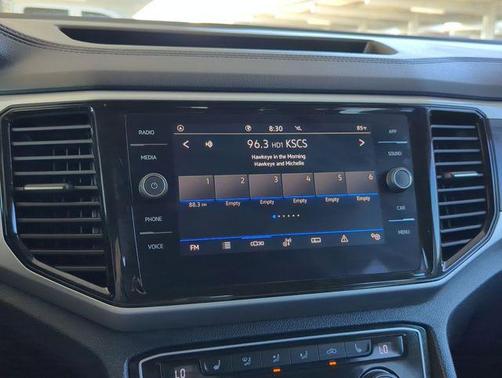 2023 Volkswagen Atlas 3.6L SE w/Technology