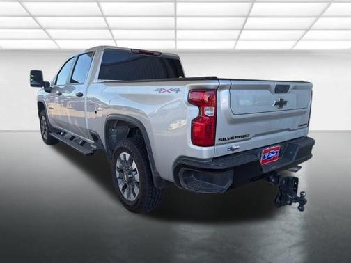 2023 Chevrolet Silverado 2500 Custom