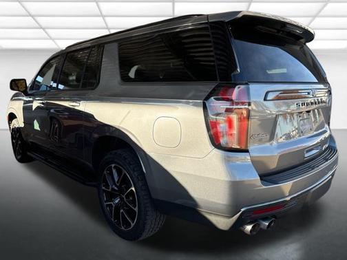 2022 Chevrolet Suburban RST