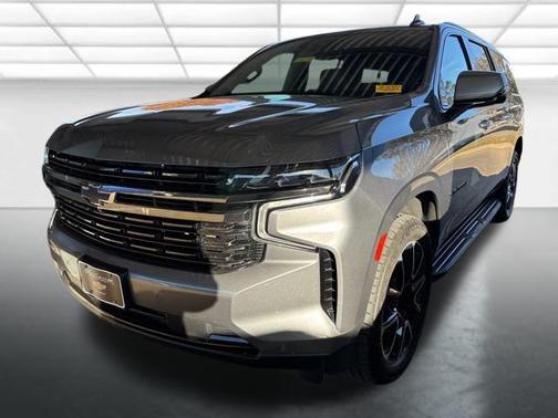 2022 Chevrolet Suburban RST