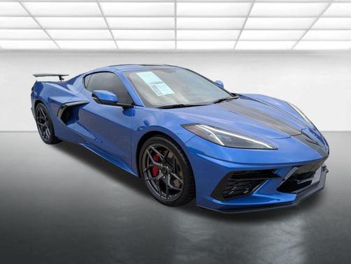 Elkhart Lake Blue Metallic 2022 Chevrolet Corvette Stingray w/2LT