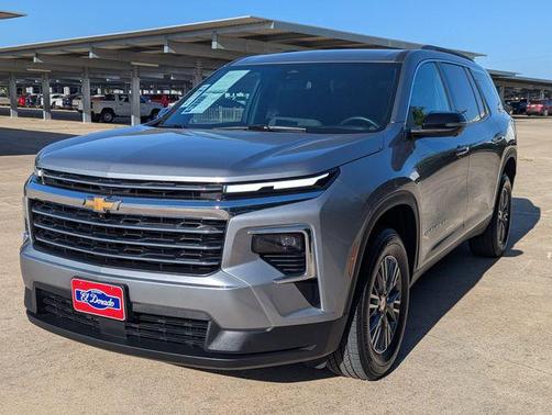 2024 Chevrolet Traverse LT