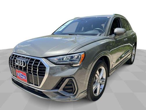2020 Audi Q3 45 S line Premium