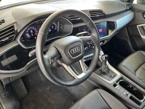 2020 Audi Q3 45 S line Premium